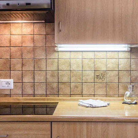 Apartment Erina App B2 *