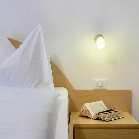 Erina App B2 Apartment *
